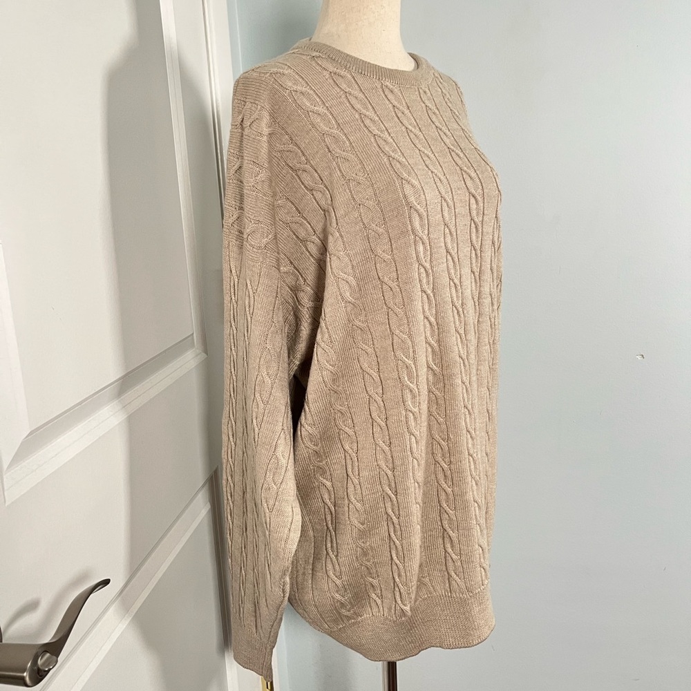 Pringle of Scotland 100% Lambswool cable knit sweater - Picture 8 of 13